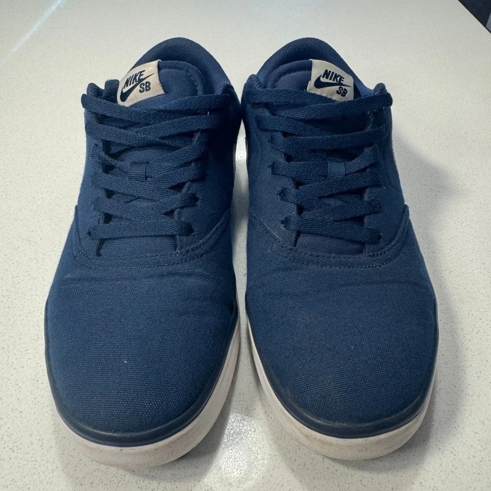 Nike SB Check Solarsoft Mens 10.5 Navy‎ Blue Excellent Skate Shoes